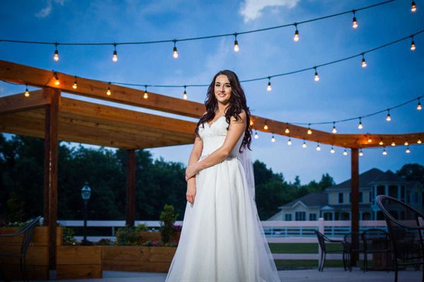 Hampton Cove Wedding Venue