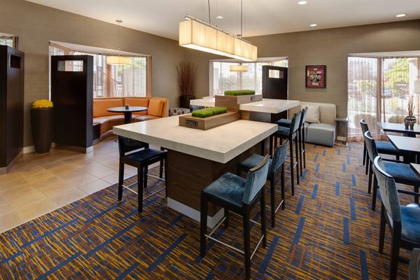 Courtyard Cleveland Beachwood