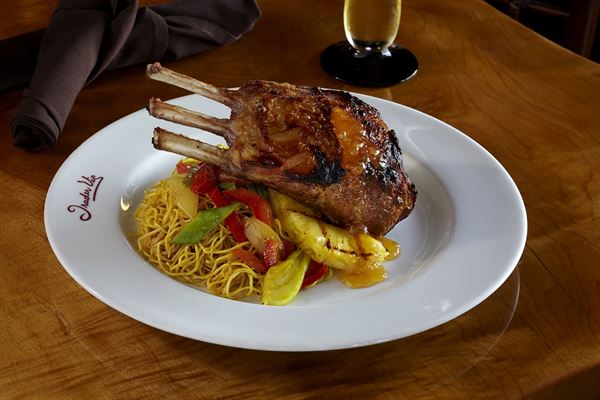 Trader Vic's Catering in Emeryville