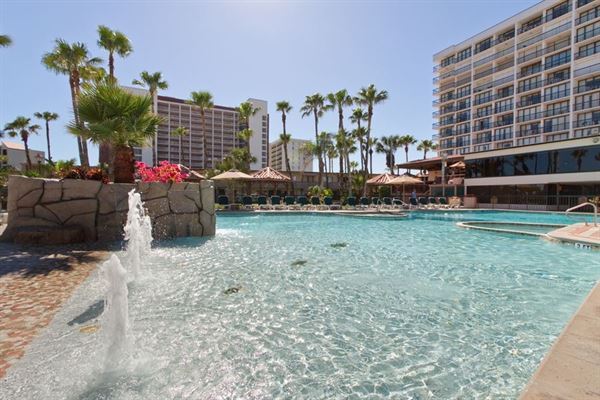 Isla Grand Beach Resort