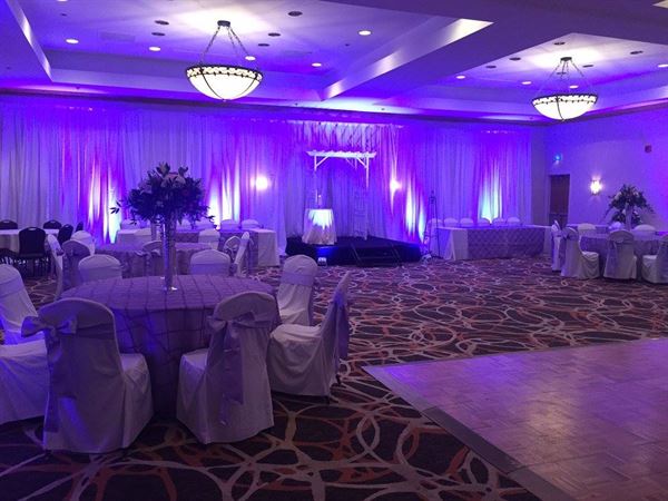 DoubleTree by Hilton Hotel Norfolk Airport