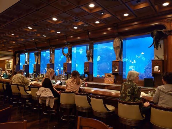 Hemingways Restaurant