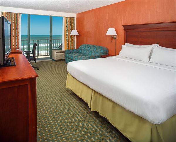 Holiday Inn Express & Suites Va Beach Oceanfront
