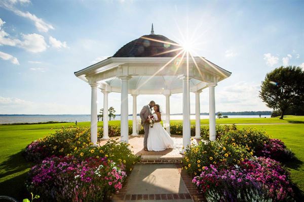 Two Rivers Country Club