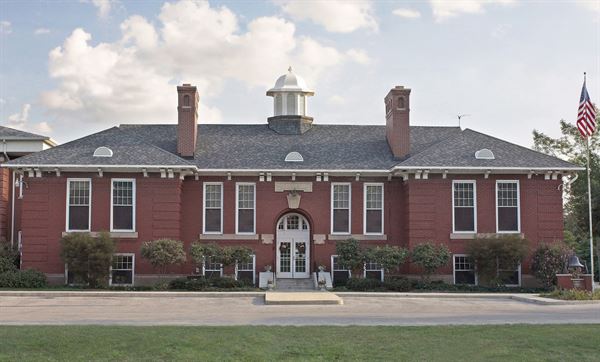 Monclova Community Center