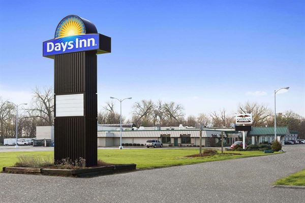 Days Inn - Rock Falls