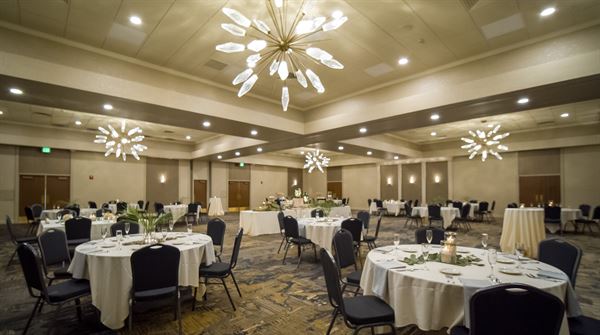 Holiday Inn Cleveland South