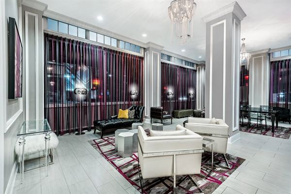 Hotel Indigo Dallas Downtown