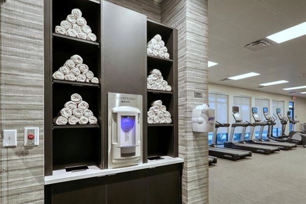 Courtyard Southington