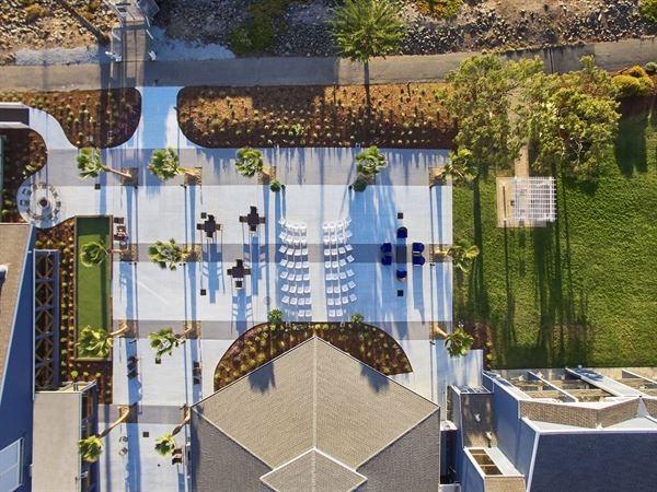 Doubletree by Hilton Berkeley Marina