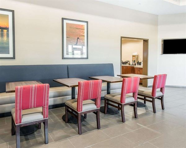 Comfort Suites Dunnellon Near Rainbow Springs