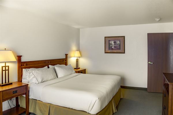 Holiday Inn Express & Suites Jacksonville