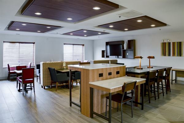 Holiday Inn Express & Suites Jacksonville