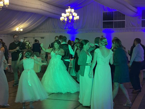 Make Em Dance Entertainment