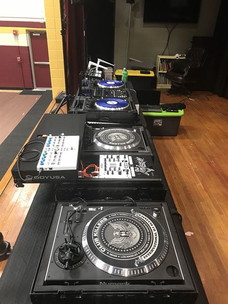 Make Em Dance Entertainment