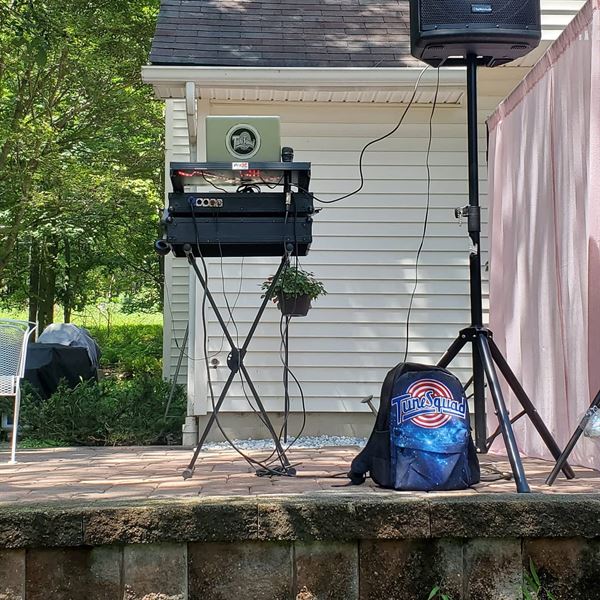 TUNE SQUAD SOUNDSYSTEM