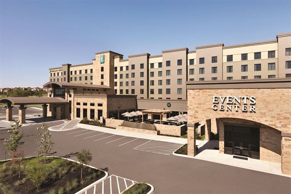 Embassy Suites San Antonio Brooks Hotel & Spa