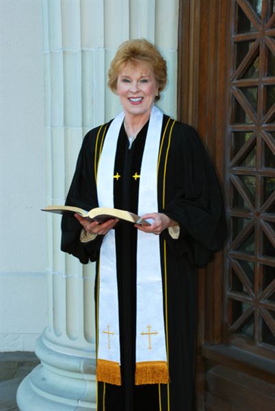 Heart 2 Heart Weddings