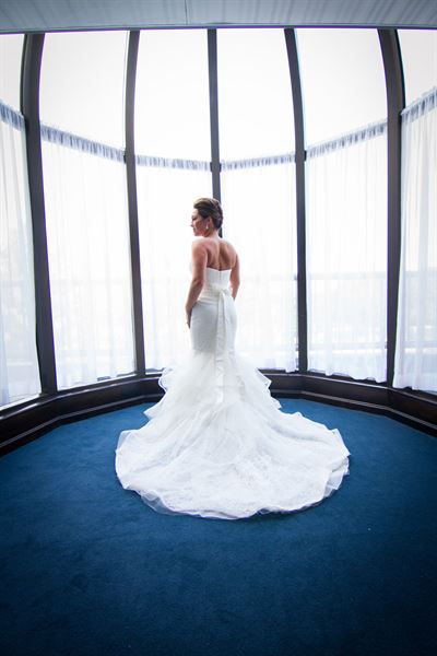 Kiss the Bride Wedding Photography