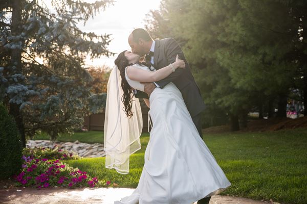 Kiss the Bride Wedding Photography