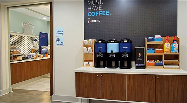 Holiday Inn Express & Suites Portland