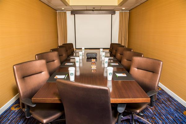 Courtyard Marriott Riverside / UCR