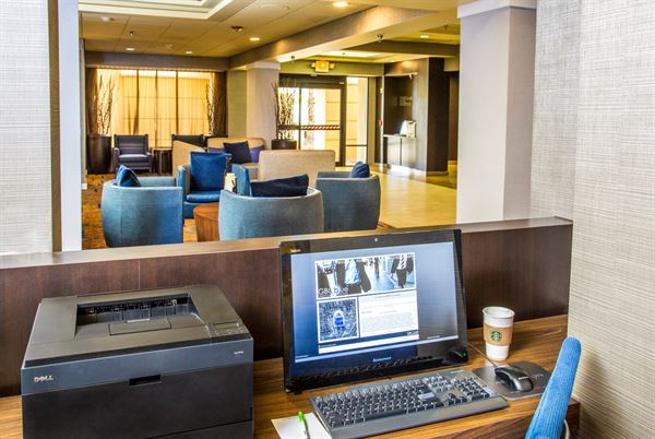 Courtyard Marriott Riverside / UCR