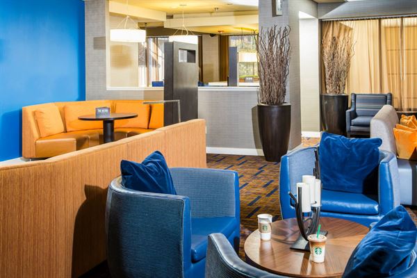 Courtyard Marriott Riverside / UCR