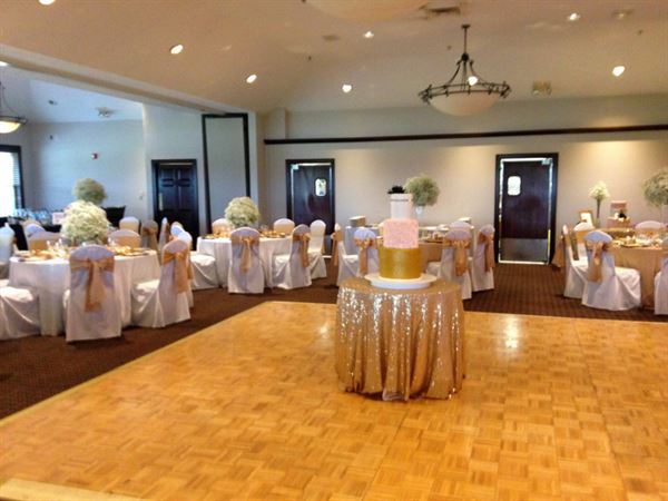 Fox Meadow Country Club