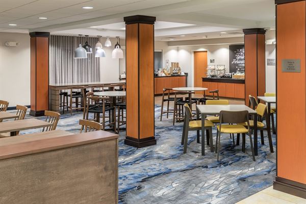 Fairfield Inn & Suites Kansas City Overland Park