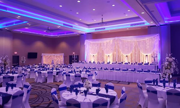 DoubleTree by Hilton West Fargo