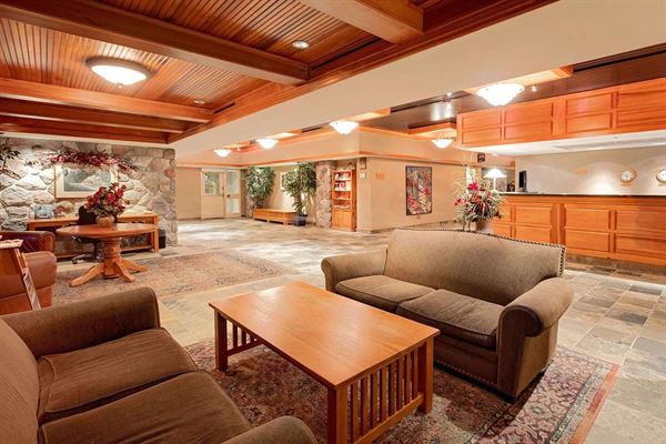 Ramada Pinewood Park Resort