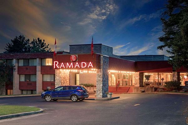 Ramada Pinewood Park Resort