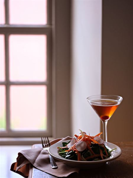 Tavern at the Sun Inn