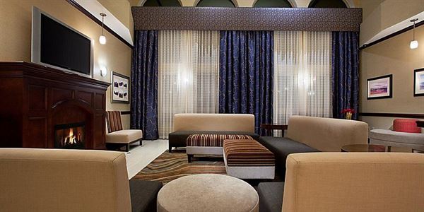 Holiday Inn Express & Suites Allentown West