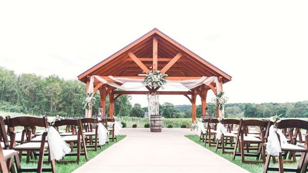 Brook Hollow Winery and Event Facility