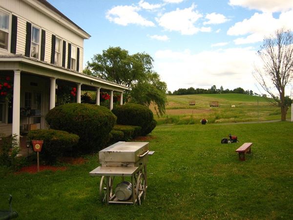 Hull-O Farms Family Farm Vacations