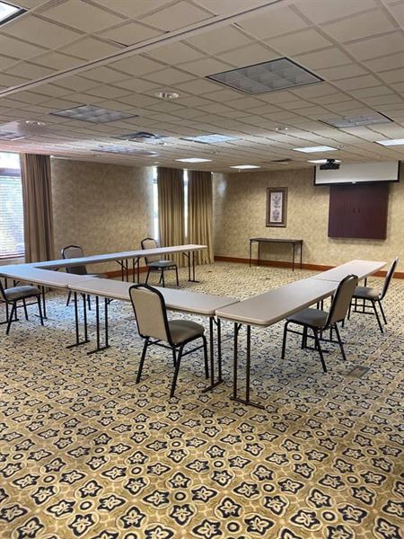 Wingate by Wyndham Peoria