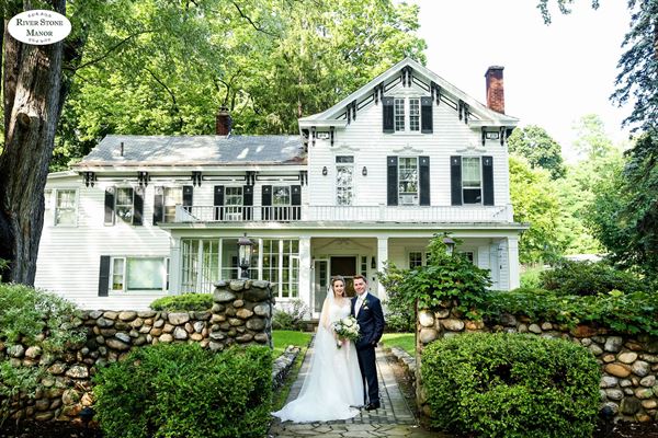 River Stone Manor