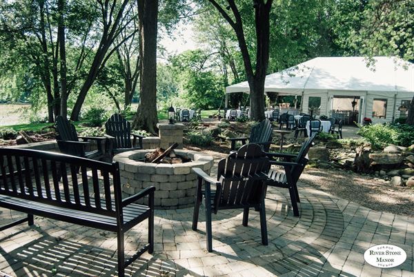River Stone Manor
