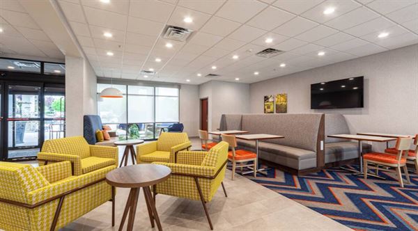 Hampton Inn Winchester N/Conference Center