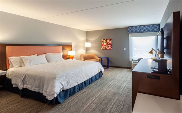 Hampton Inn Winchester N/Conference Center