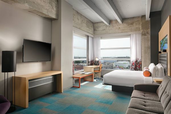 Aloft Miami Airport