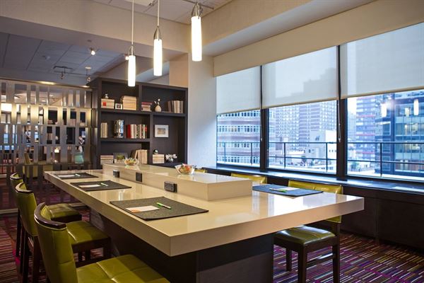 Courtyard Manhattan Midtown East