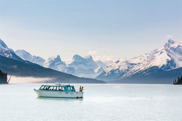 Maligne Lake Chalet