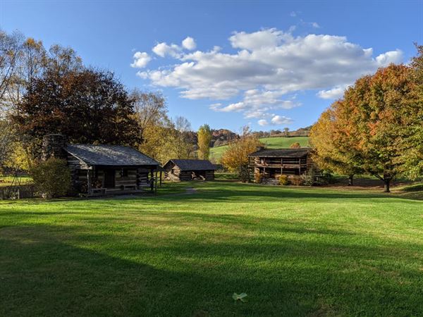 Crab Orchard Museum & Pioneer Park