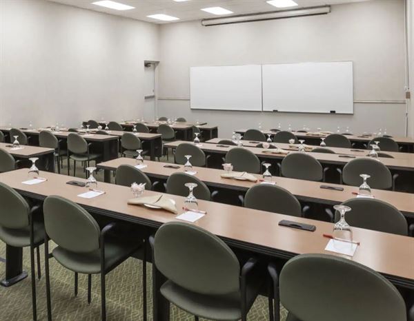 Ramada Plaza by Wyndham Albany