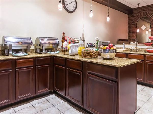 Ramada Plaza by Wyndham Albany