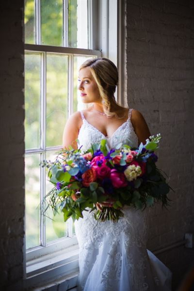 The Round Barn Stable of Memories