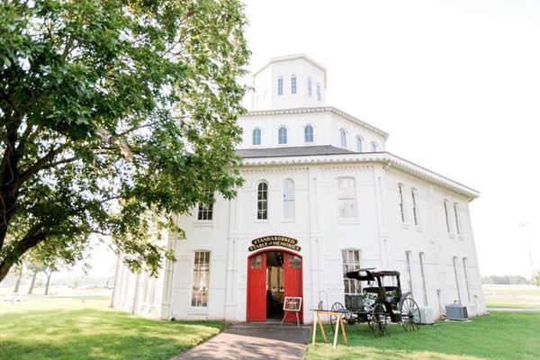 The Round Barn Stable of Memories